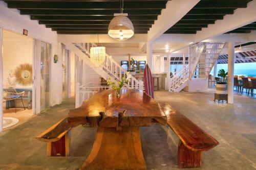 Hostal Bali Surf Villa