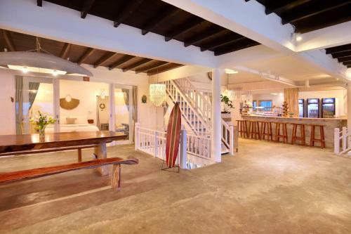 Hostal Bali Surf Villa