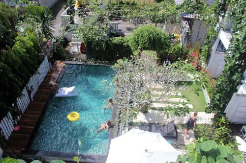 Hostal Bingin Inn
