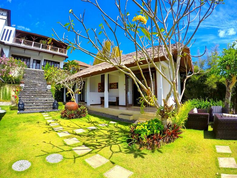 Hotel The Eyes Villas