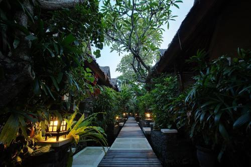 Alam Asmara Dive Resort