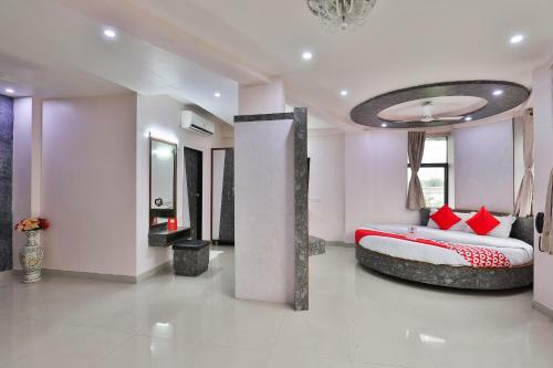Skylon Hotel