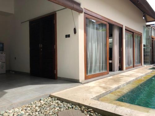 Zoe Villa Canggu Bali