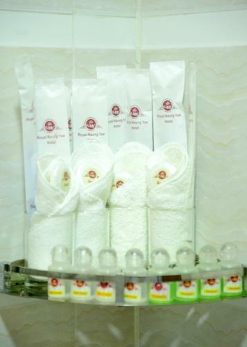 Royal Naung Yoe Hotel