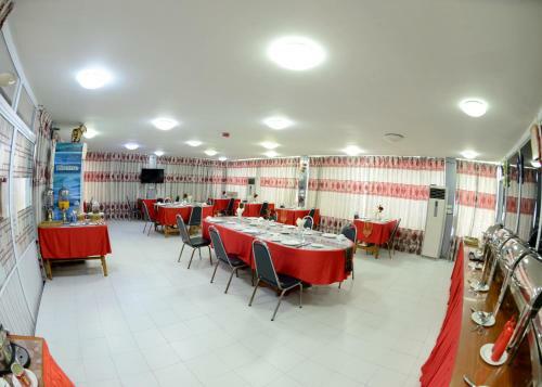 Royal Naung Yoe Hotel