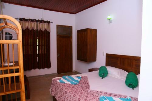Hotel Rukmali Avanhala