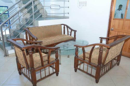 Hotel Rukmali Avanhala