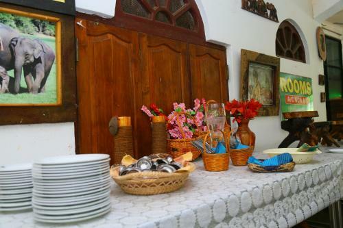 Hotel Rukmali Avanhala