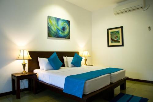 Hotel Coco Royal Beach Resort