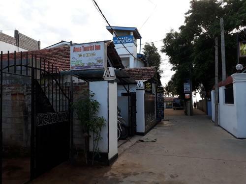 Hostal Anna Tourist Inn