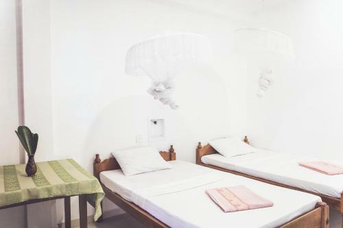 Rupa's Hotel