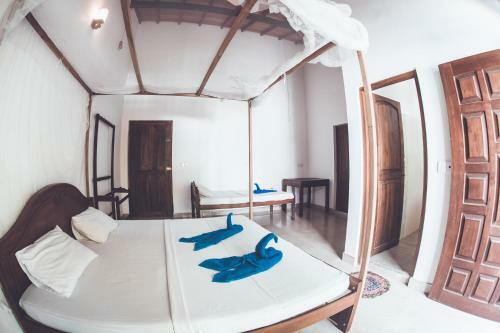 Rupa's Hotel