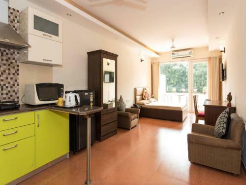 Bed & Breakfast Amidst Monuments And Serenity