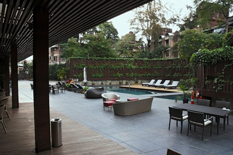 Hotel Courtyard By Marriott Pune City Centre