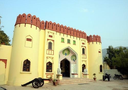 Hotel Sajjan Bagh