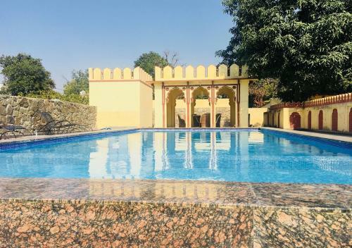 Hotel Sajjan Bagh