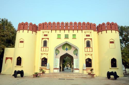 Hotel Sajjan Bagh