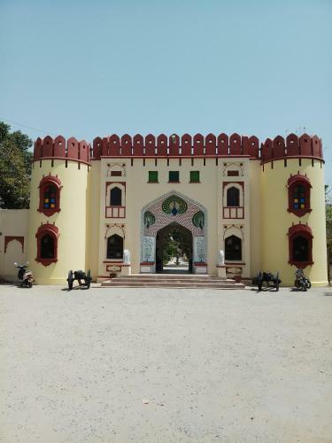 Hotel Sajjan Bagh