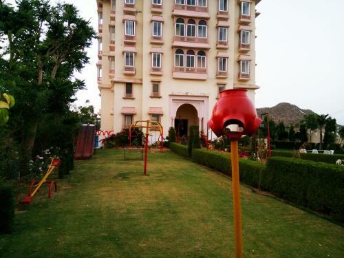 Hotel Satyam Palace