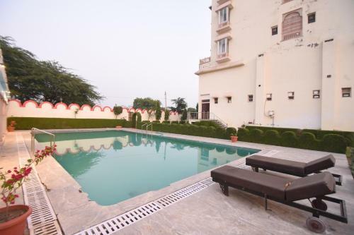 Hotel Satyam Palace