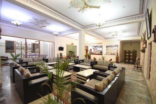 Hotel Satyam Palace