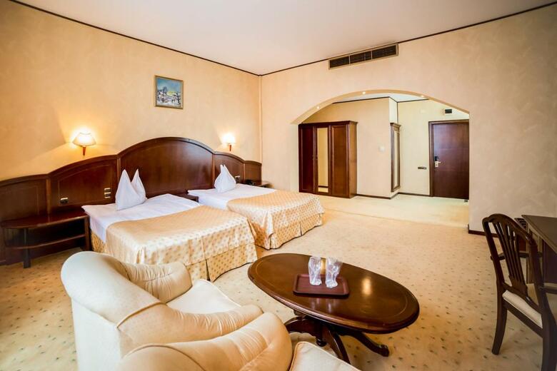 Hotel President