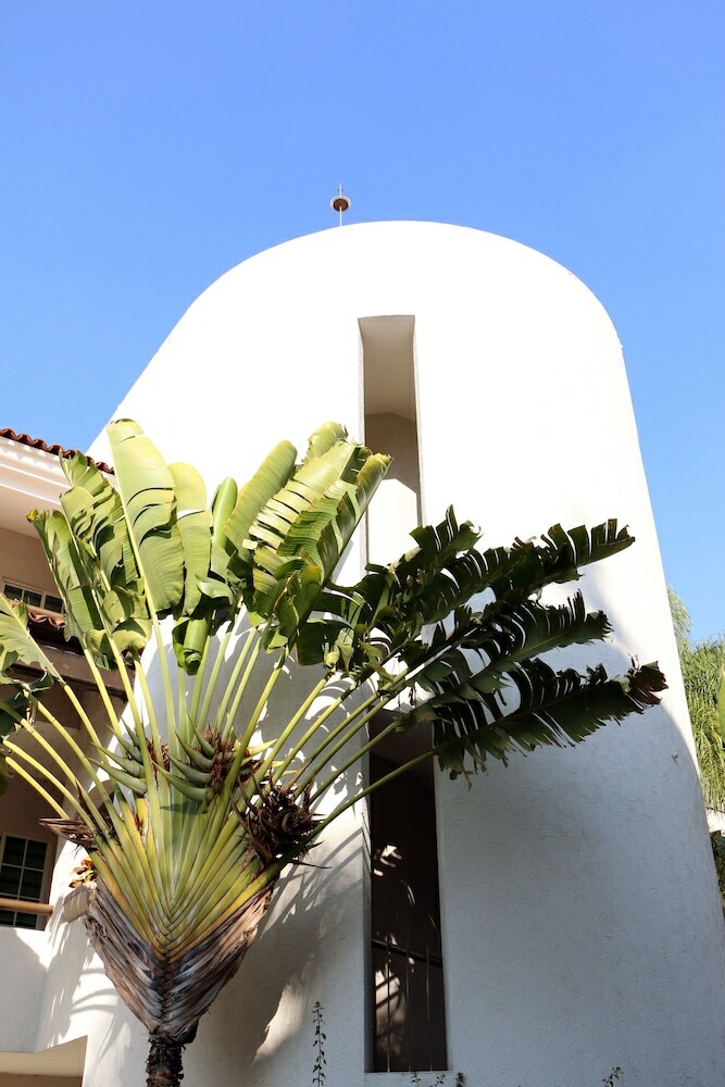 �urea Hotel And Suites