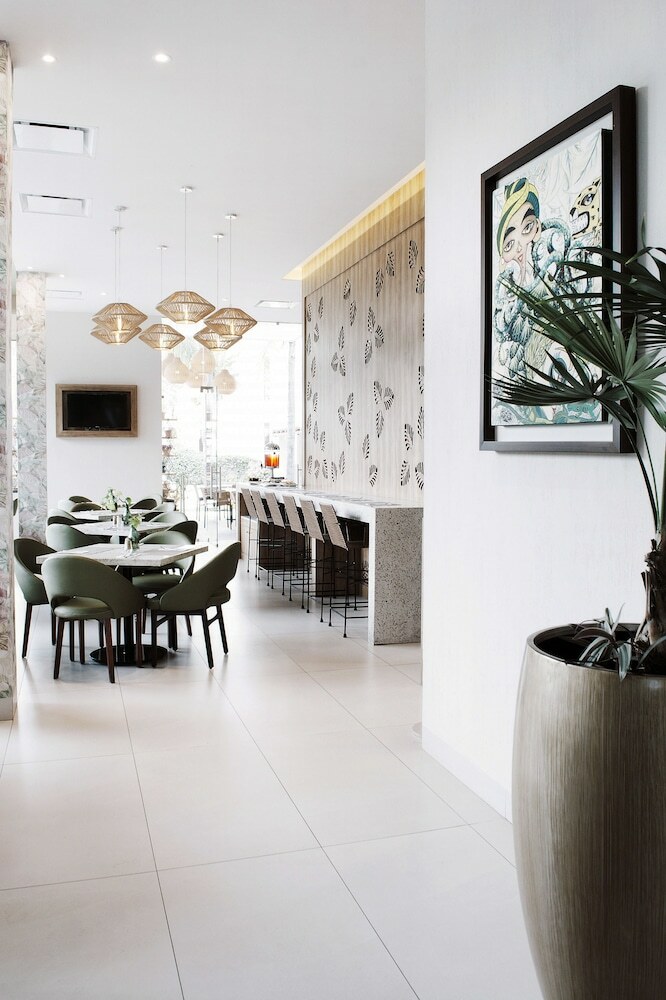 �urea Hotel And Suites