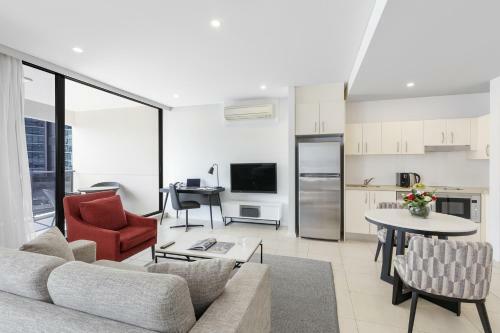 Hotel Meriton Kent Street