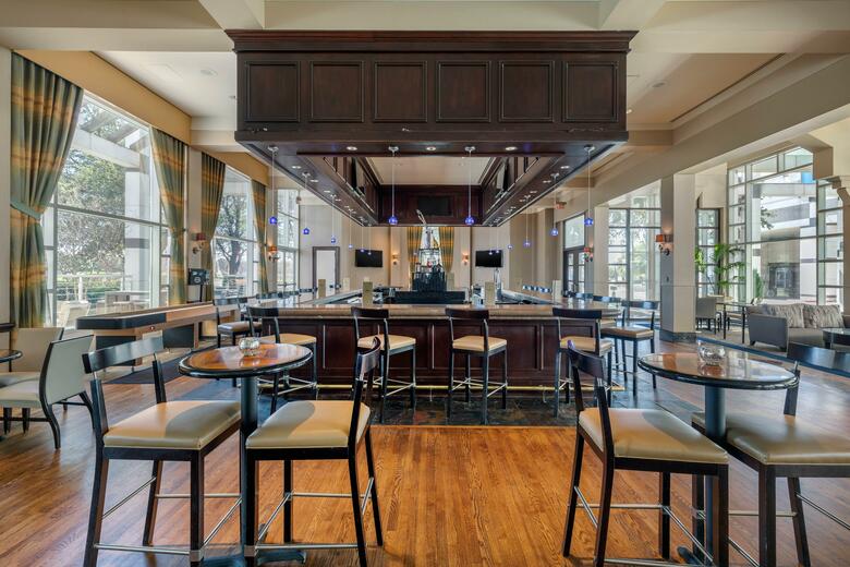 Hotel Omni Dallas Park West
