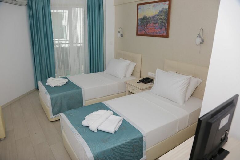 Kocer Beach Hotel