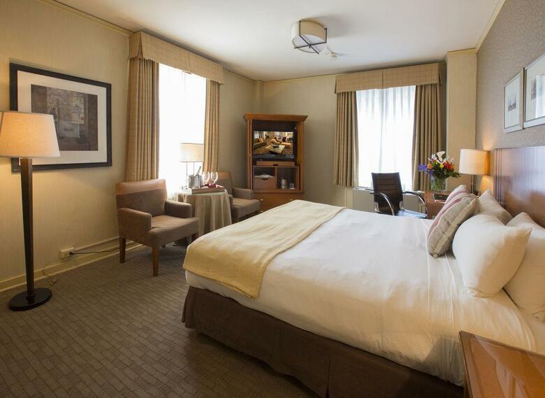 Executive Hotel Pacific