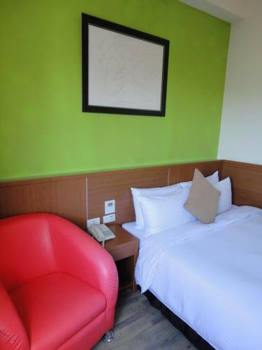 Royal Hotel