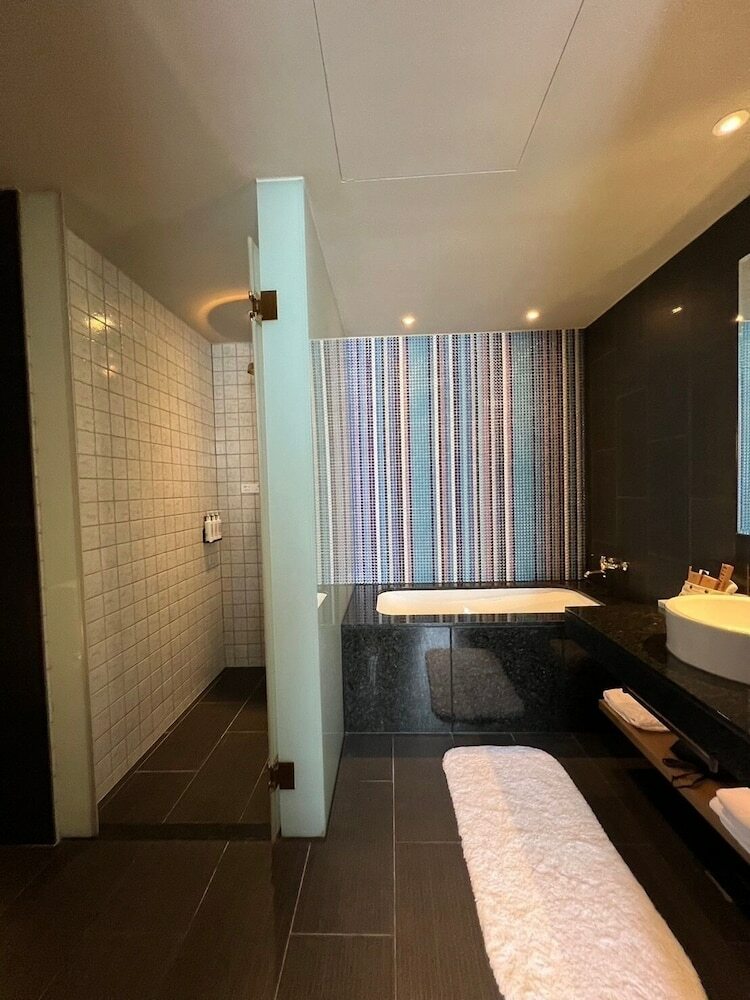 Home Hotel Da-an