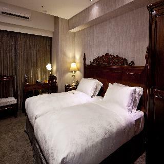 Hotel Royal Seasons Zhongkang (Superior)