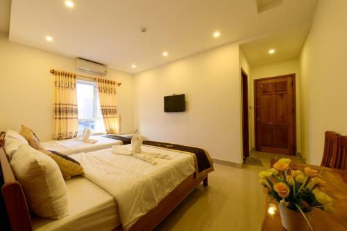 Sunflower Hotel