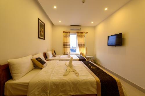 Sunflower Hotel