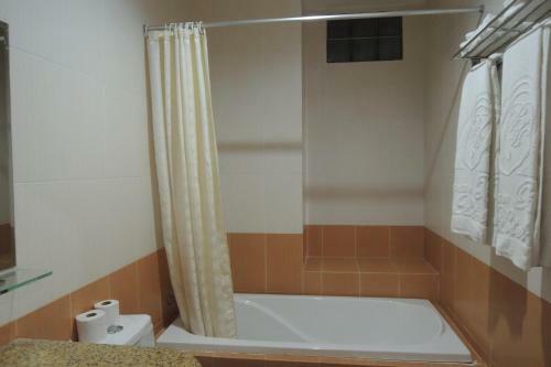 Ocean Bay Hotel