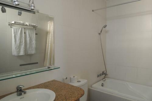 Ocean Bay Hotel
