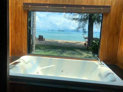 Hotel Thiwson Beach Resort