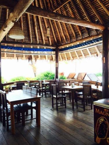Hotel Thiwson Beach Resort