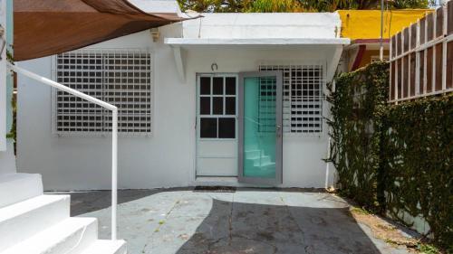 Hostal Calle Hollanda 1 Bedroom Apartment