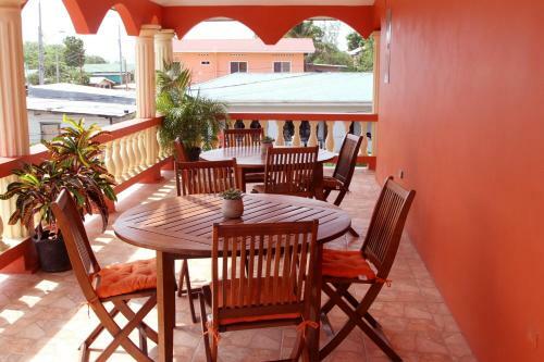 Hostal Buccoo Reef Bliss