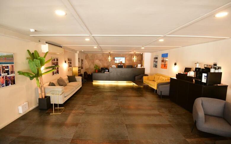 Shani Hotel