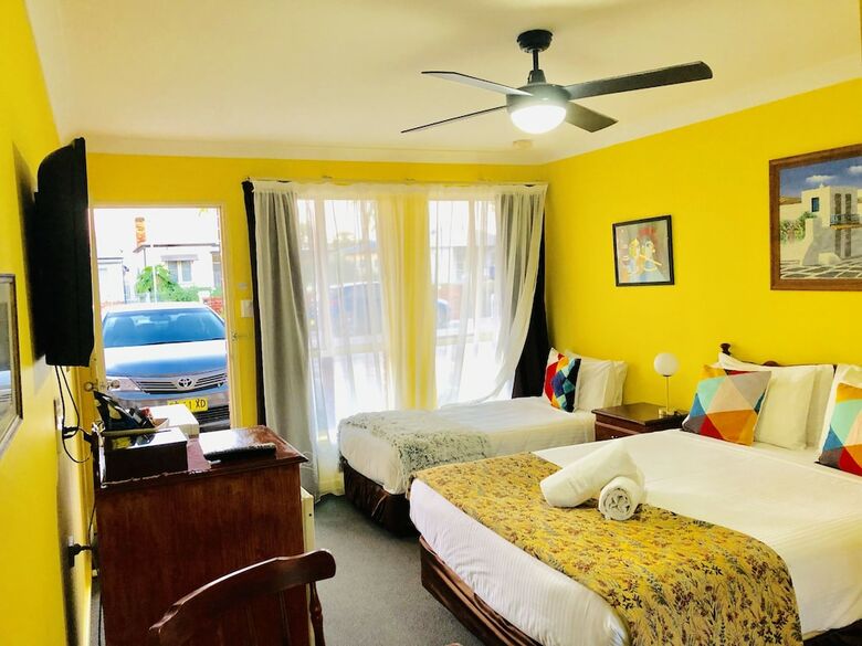 Aussie Rest Motel