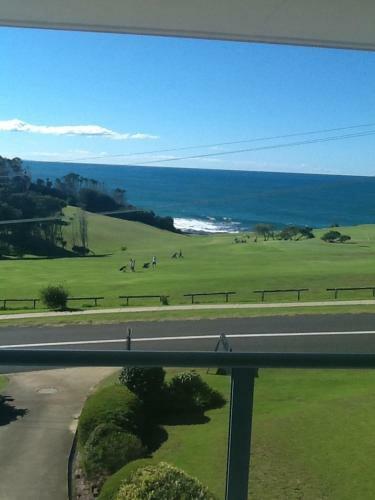 Apartamentos Narooma Golfers Lodge