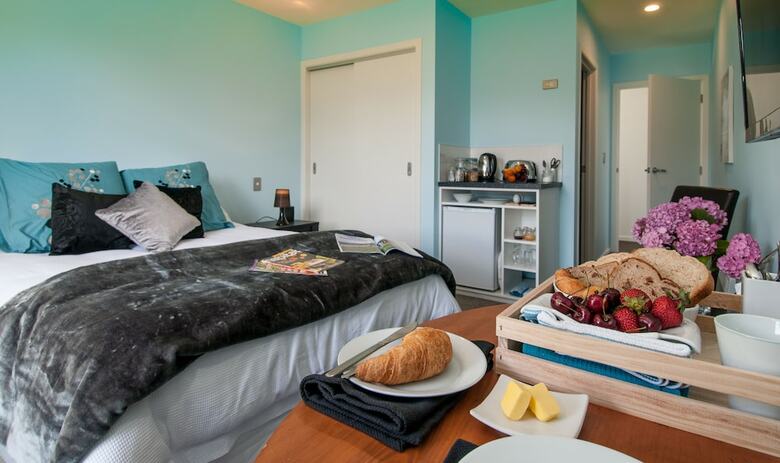 Glenorchy Peaks Bed And Breakfast