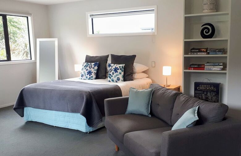 Glenorchy Peaks Bed And Breakfast