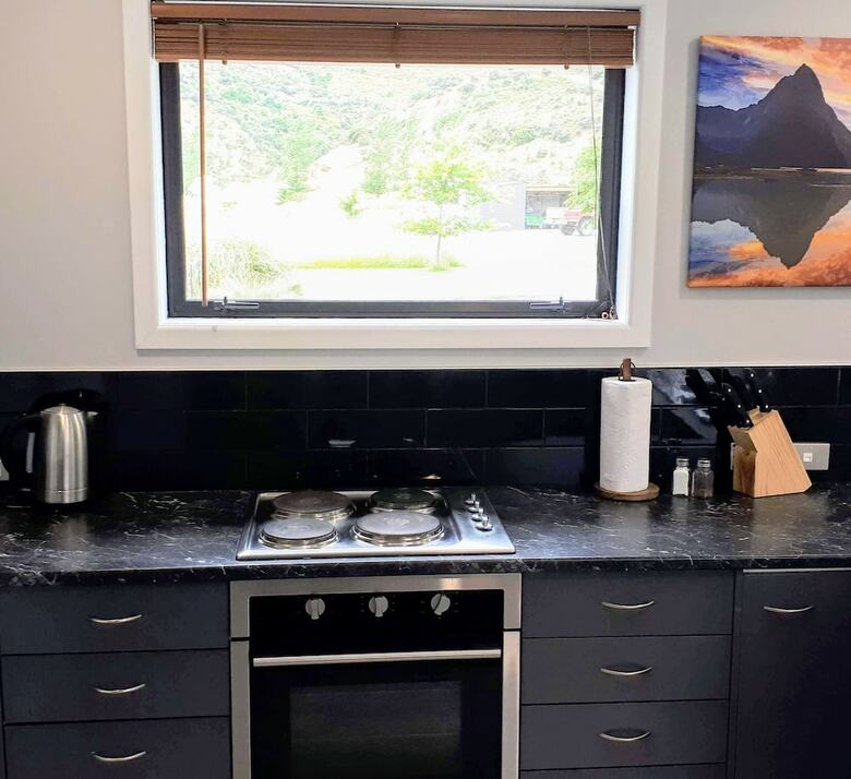 Glenorchy Peaks Bed And Breakfast