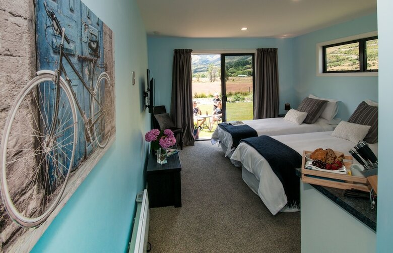 Glenorchy Peaks Bed And Breakfast